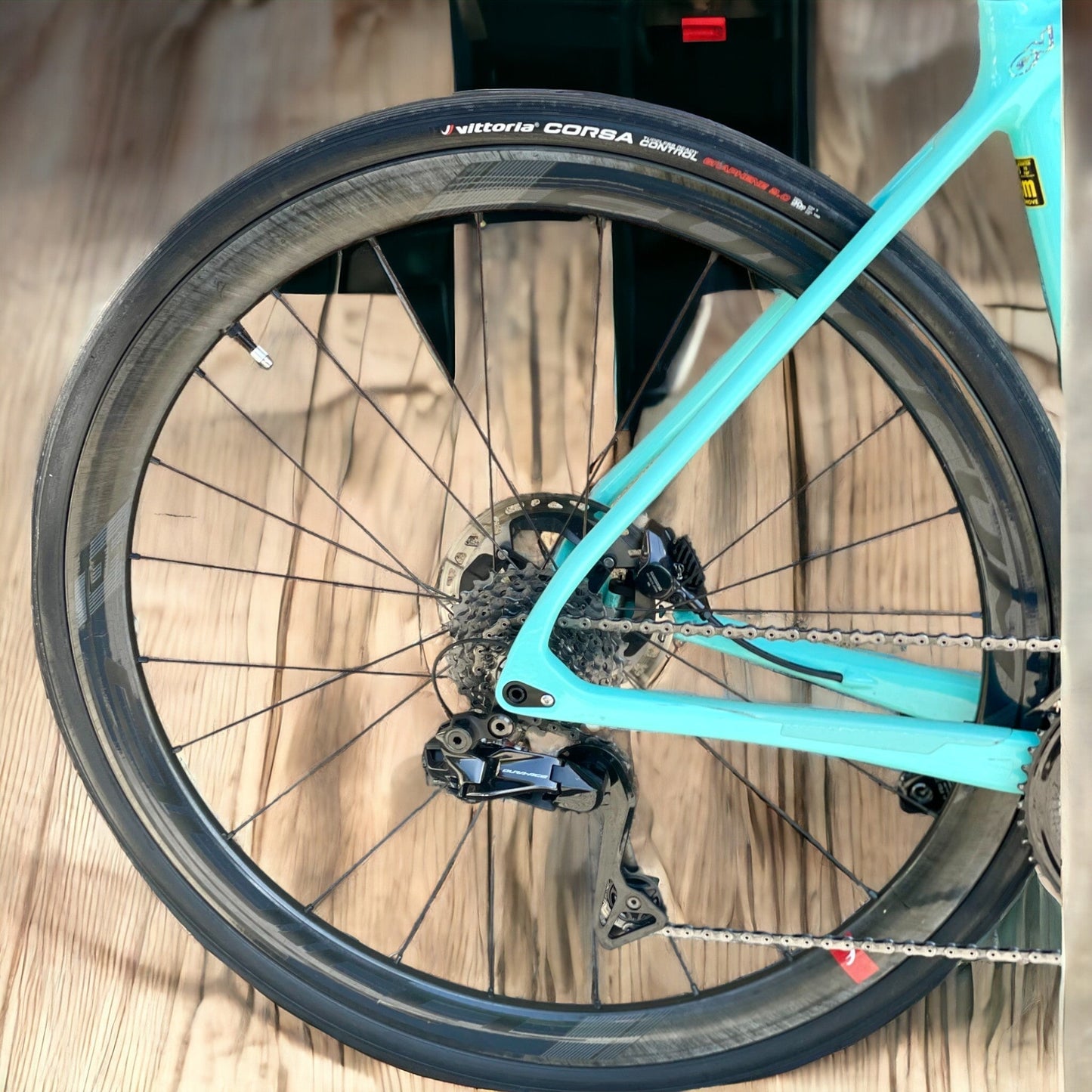 BICI DA CORSA USATA BIANCHI SPECIALISSIMA DURAACE DI2 12V